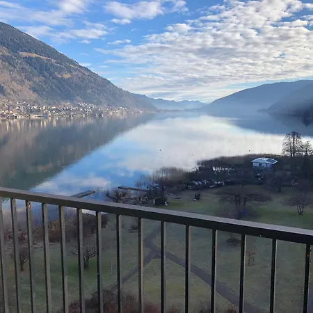 Mit Seeblick Am Ossiacher